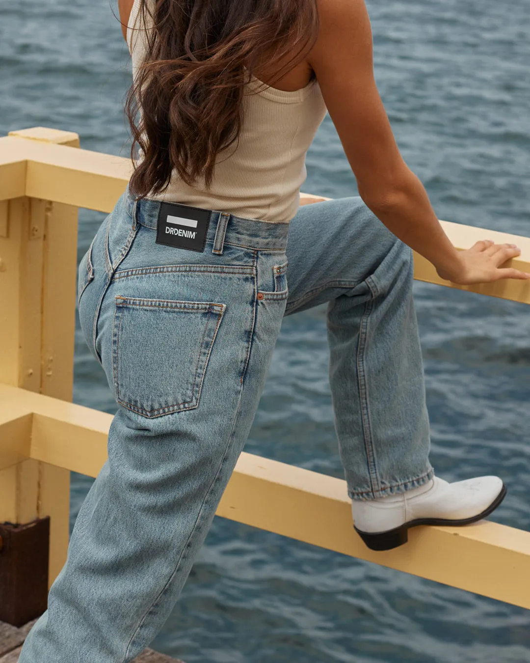 Beth Straight  Jeans - Canyon Sky Retro Dirt