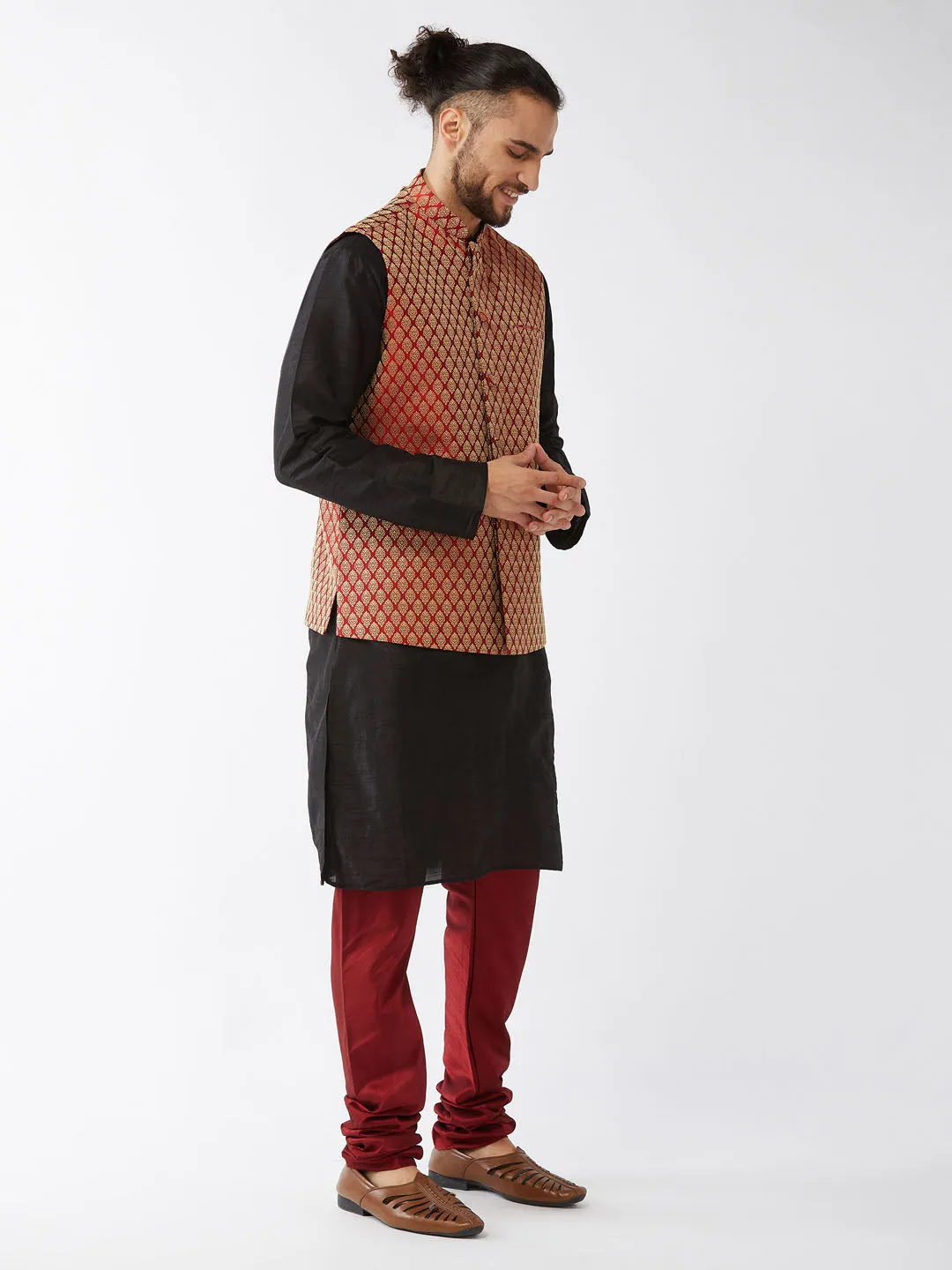 Men's Black And Maroon Silk Blend Jacket, Kurta And Pyjama Set - Vastramay