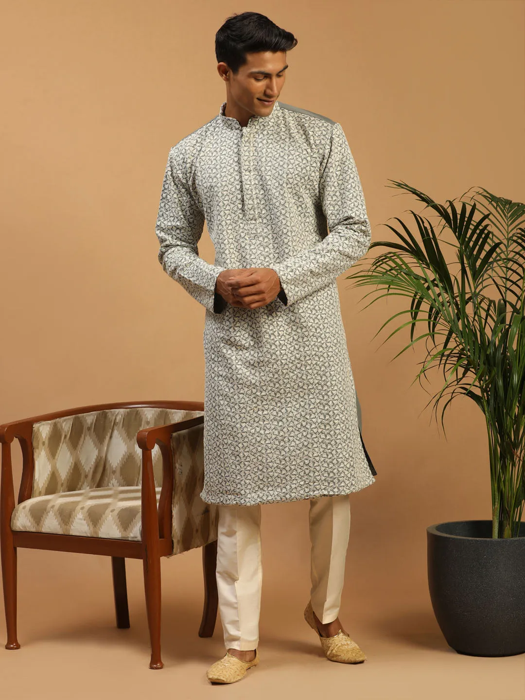 Men's Grey Georgette Kurta - Shrestha By Vastramay