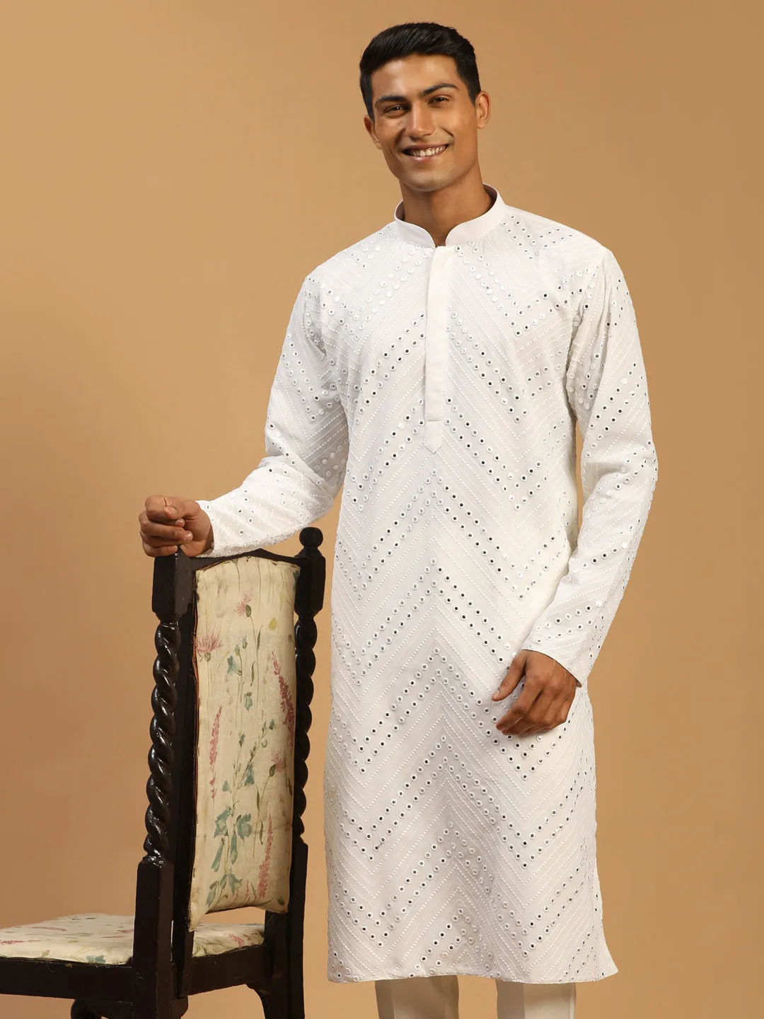 Men's White Georgette Kurta - Shrestha By Vastramay