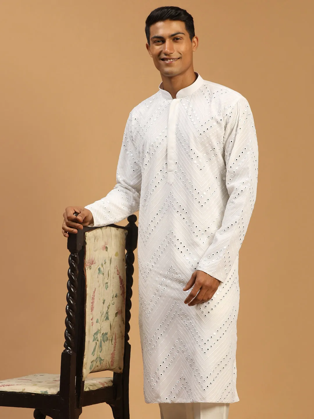 Men's White Georgette Kurta - Shrestha By Vastramay