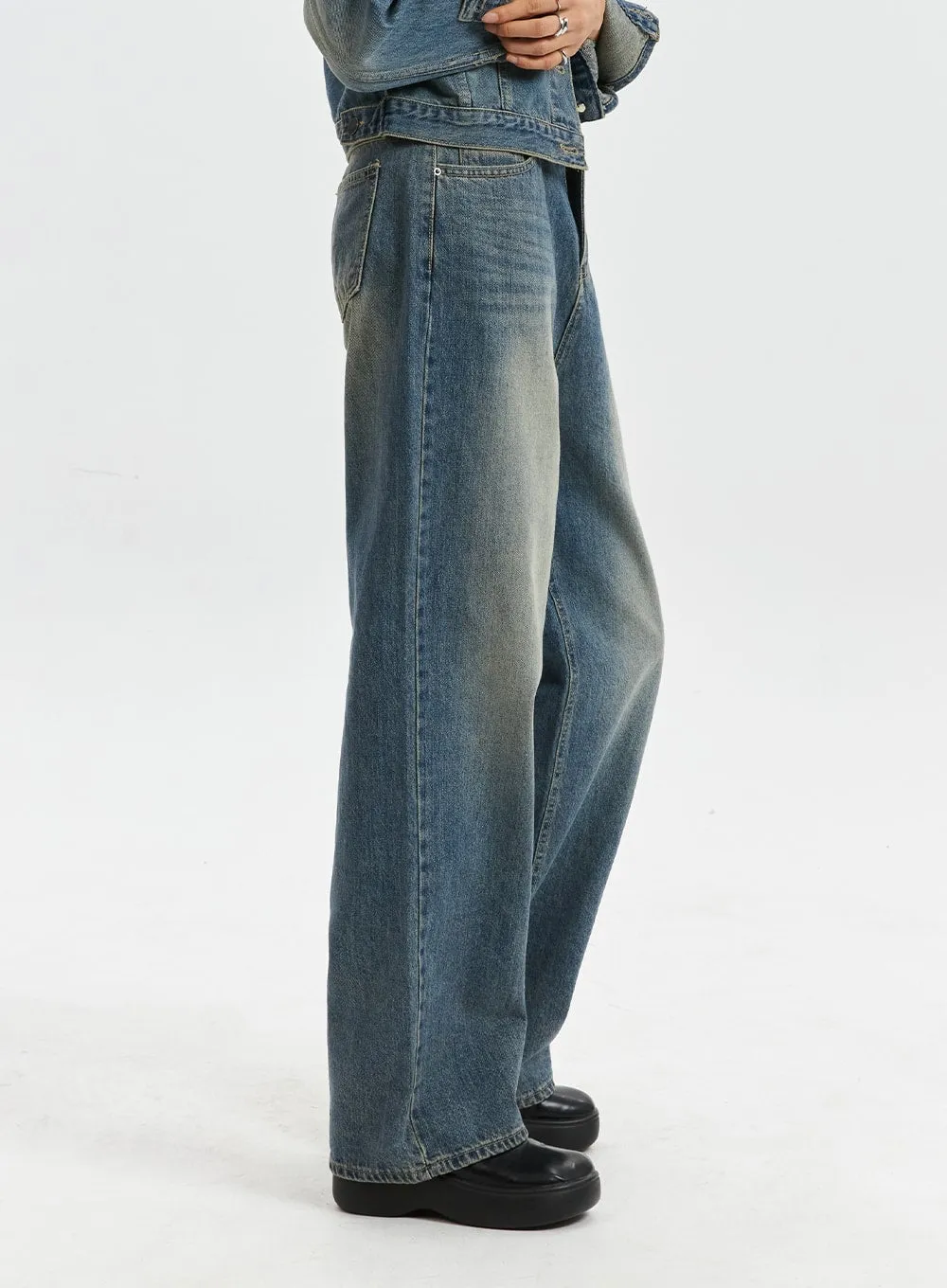 Mid-Waist Washed Straight Leg Jeans CD320