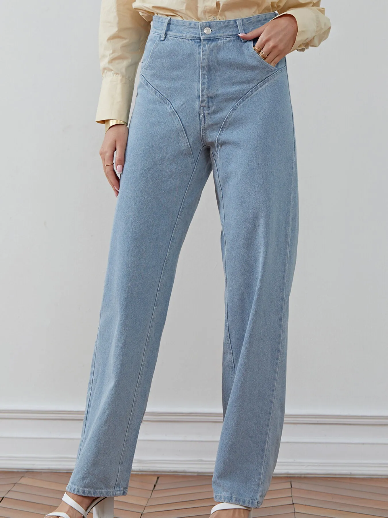 Pocket Straight Leg High Waist Jeans