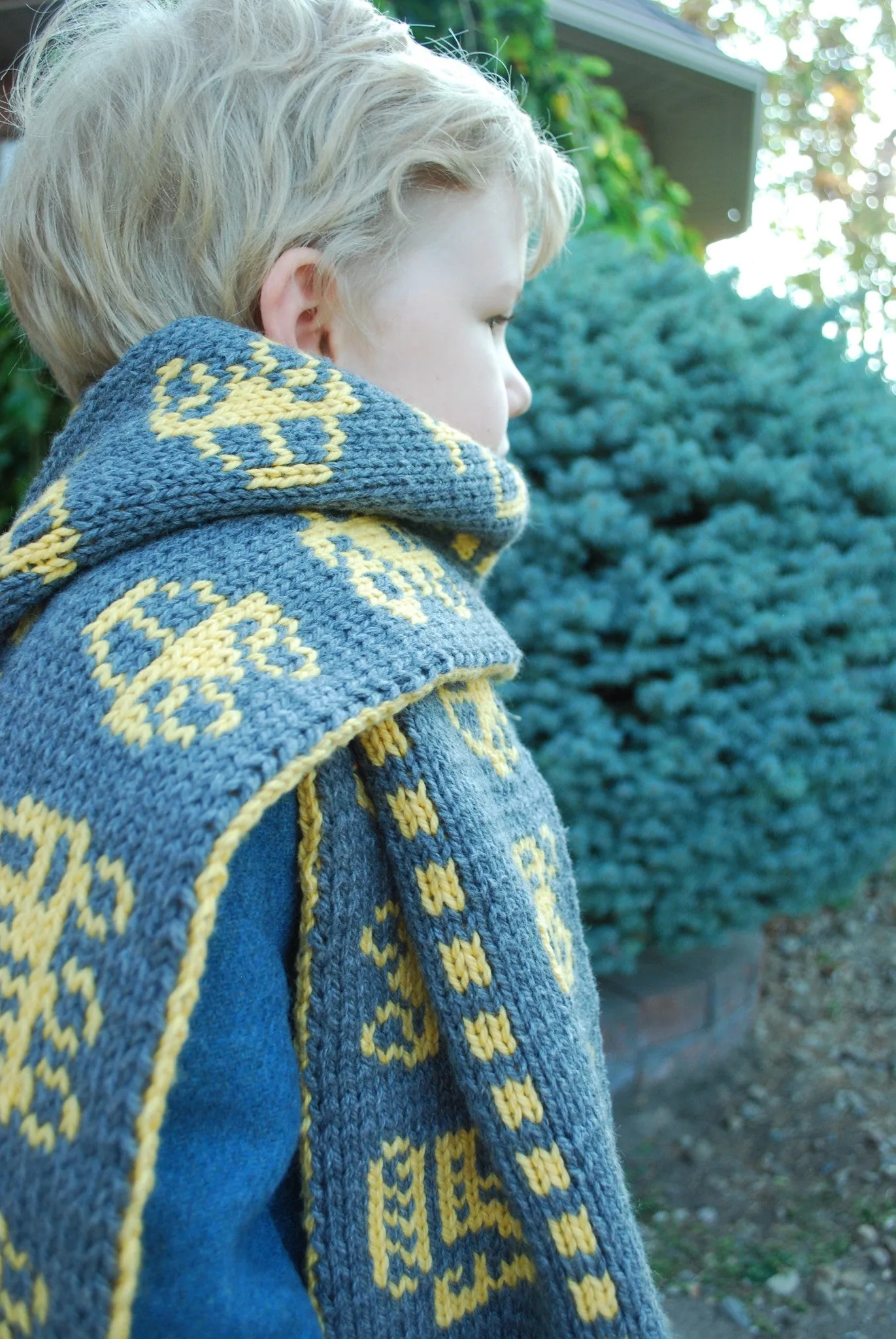 Traffic Scarf Pattern (PDF) - Knitting Pattern by Phibersmith Design