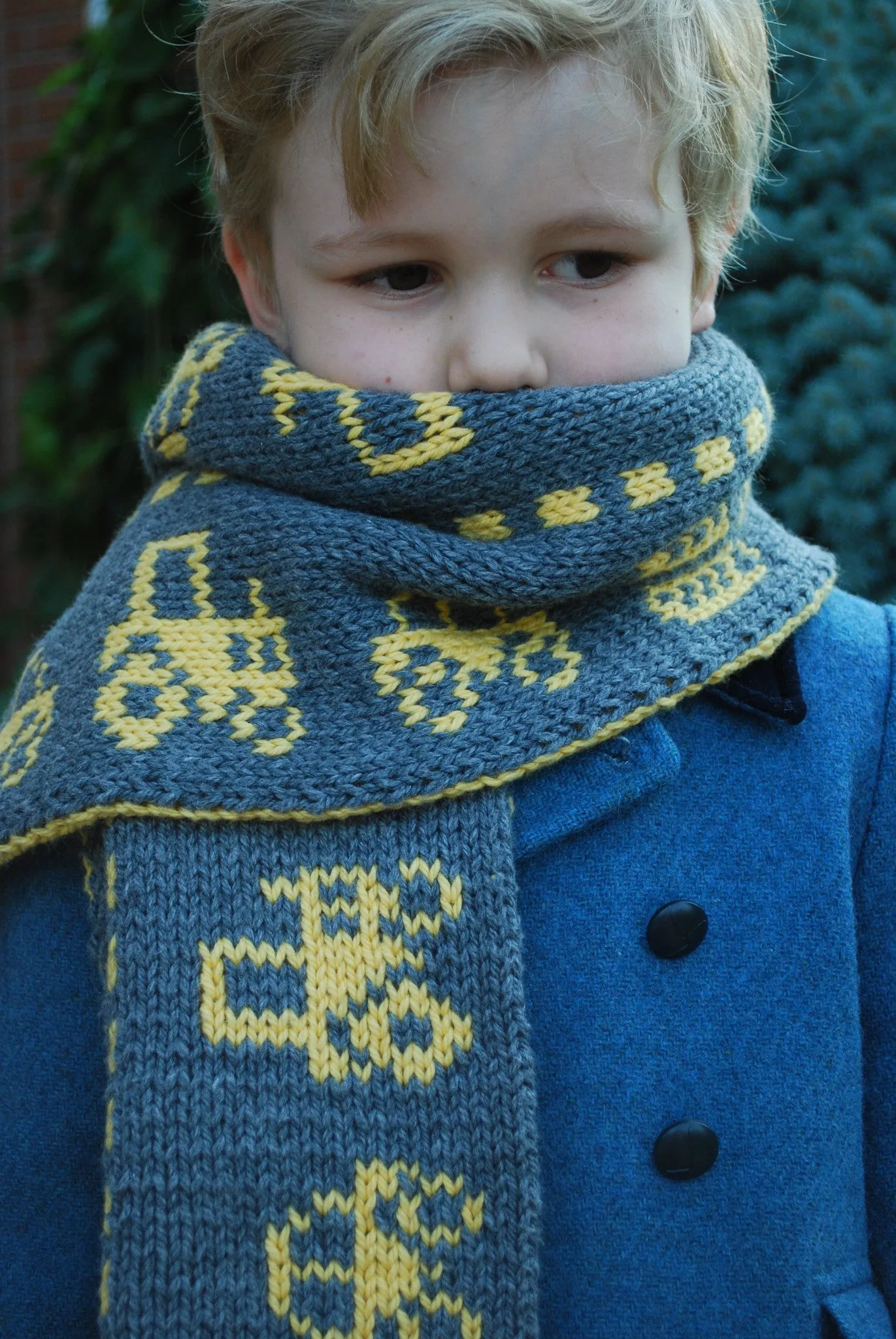 Traffic Scarf Pattern (PDF) - Knitting Pattern by Phibersmith Design