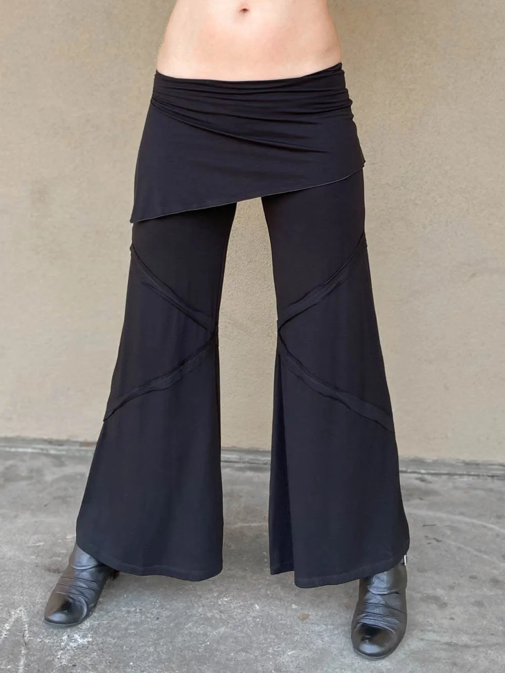 Wide Leg Panel Pant